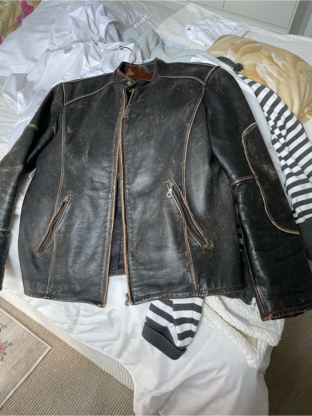 Vintage Danier Men's Distressed Leather Moto Café Racer Jacket M